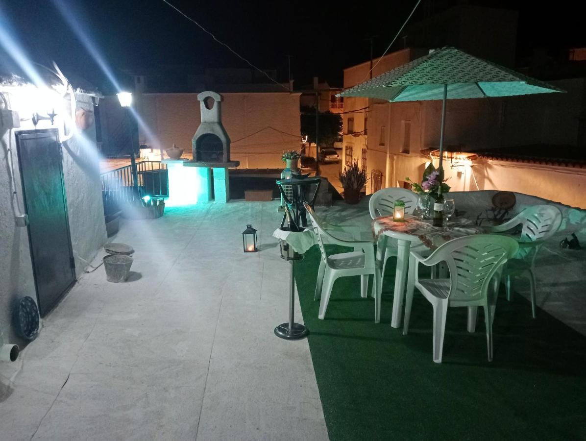 فيلا Charming House In Illar With Mountain View And Balcony المظهر الخارجي الصورة