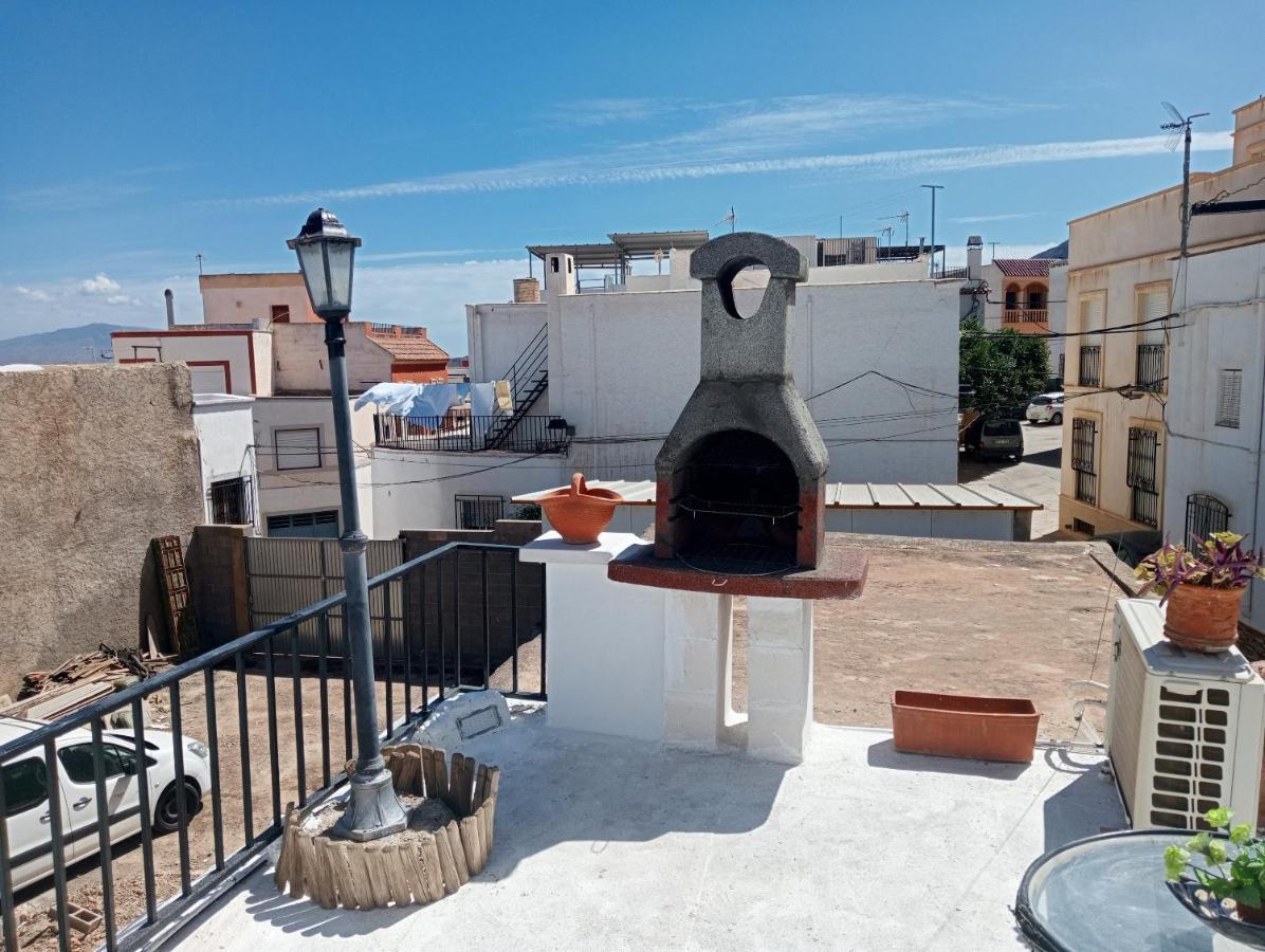فيلا Charming House In Illar With Mountain View And Balcony المظهر الخارجي الصورة