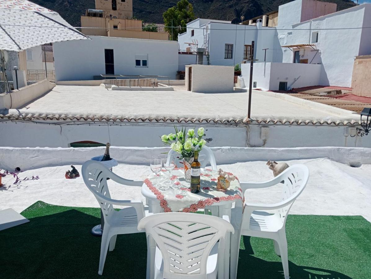 فيلا Charming House In Illar With Mountain View And Balcony المظهر الخارجي الصورة