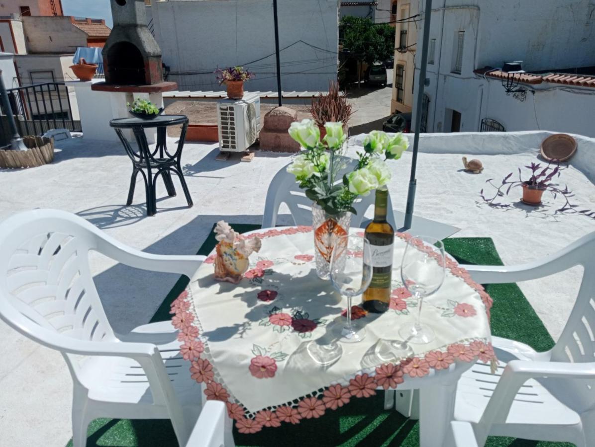 فيلا Charming House In Illar With Mountain View And Balcony المظهر الخارجي الصورة